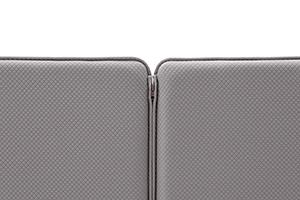 PA9600はパネル同士をファスナーでジョイントできます